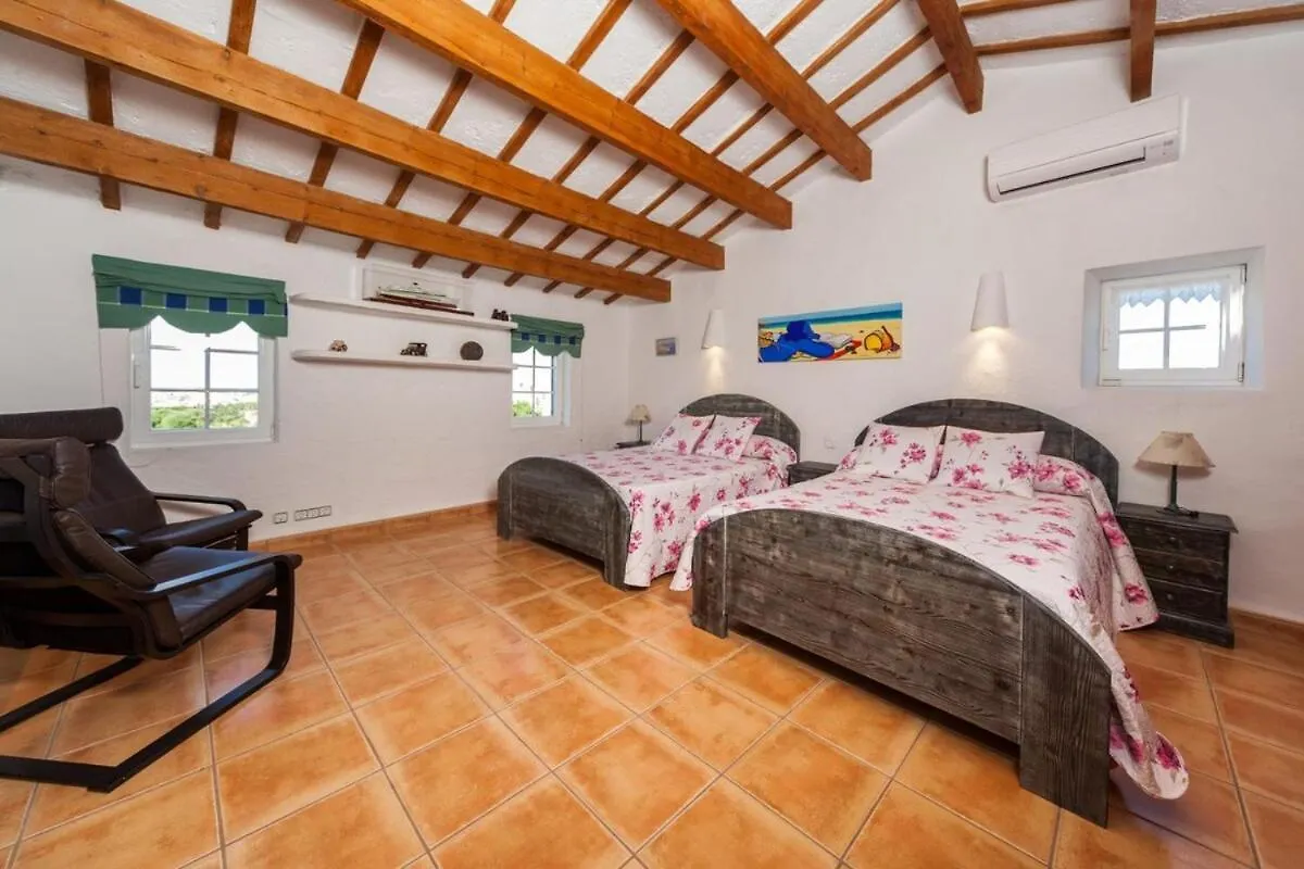 Finca Ses Cuarterades By Menorca Vacations Alaior 0*,